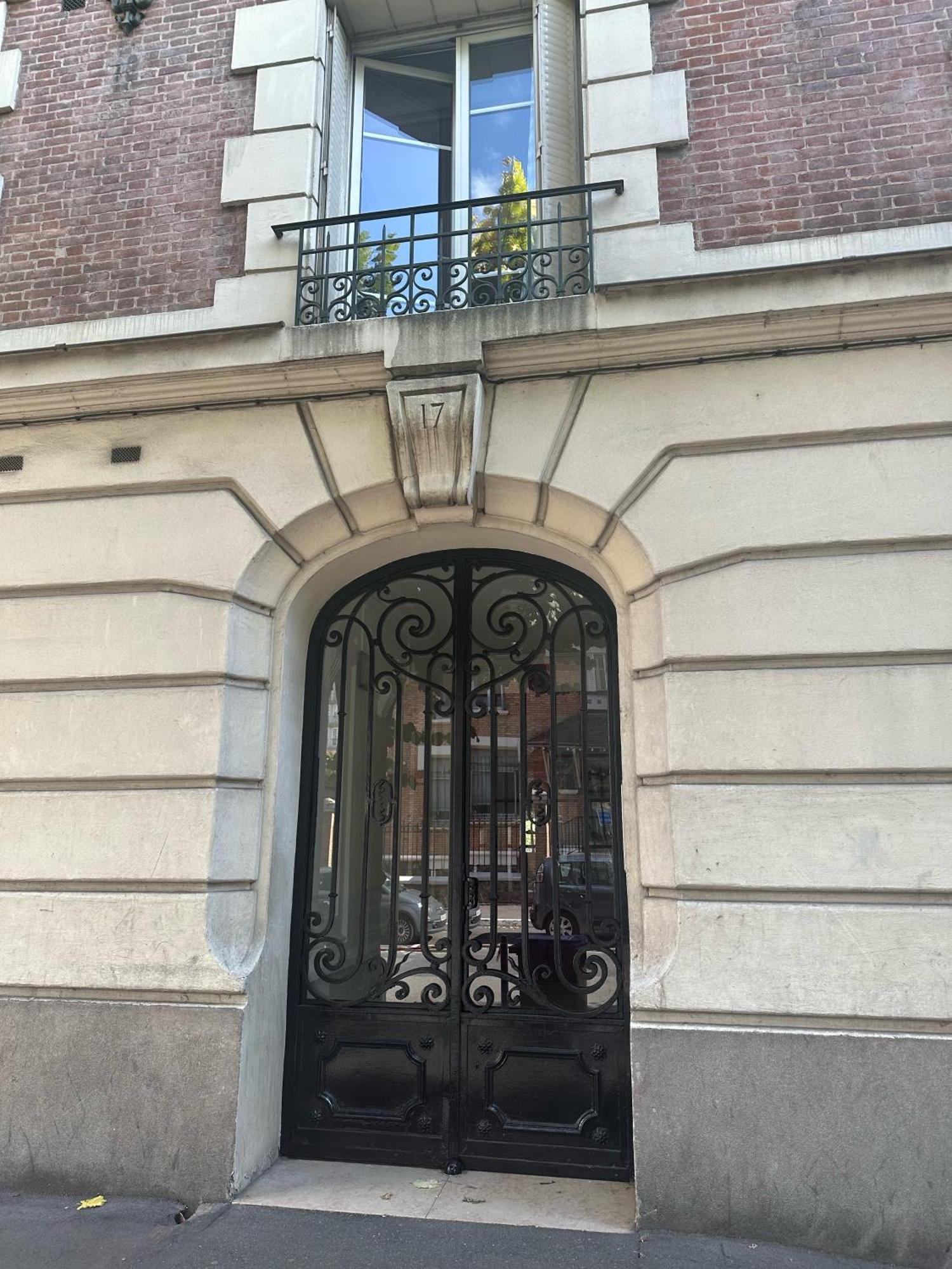 Proche Paris, Gare Rer C A 2 Min A Pieds, Notre Dame A 15Min, Parking Prive Et Traveller Awards 2025 Apartment Шоази-льо-Роа Екстериор снимка